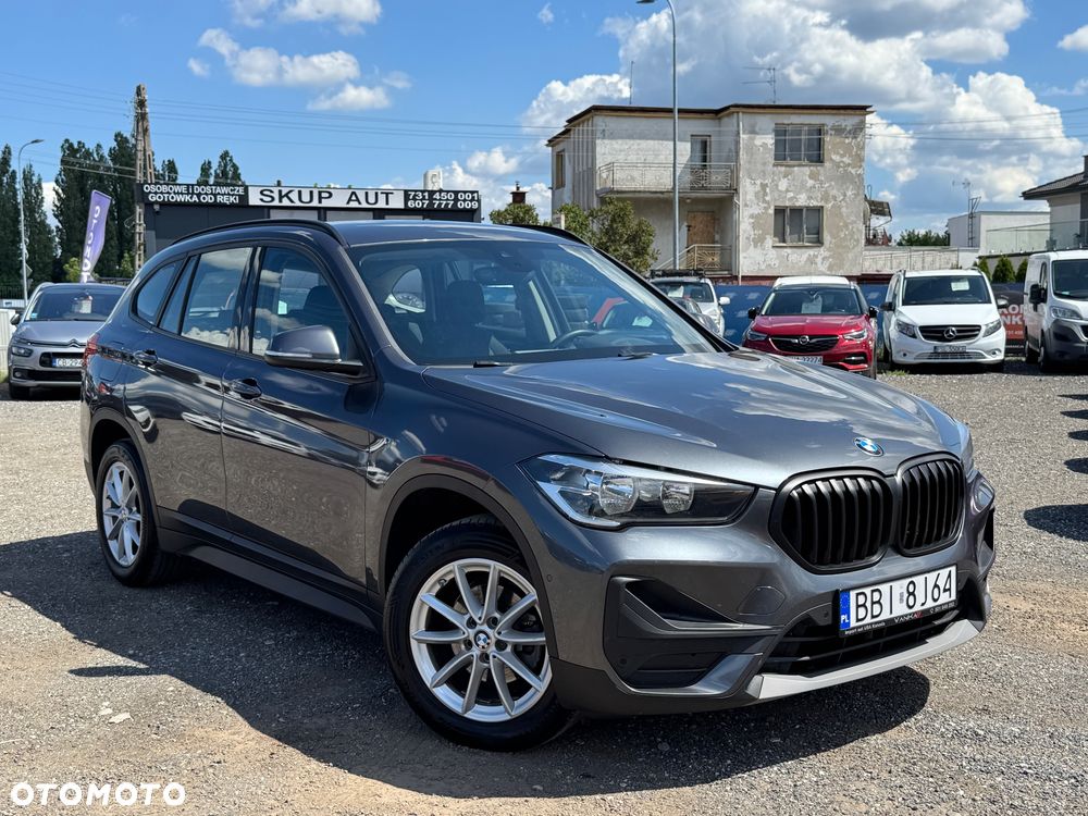 BMW X1 sDrive16d - 11