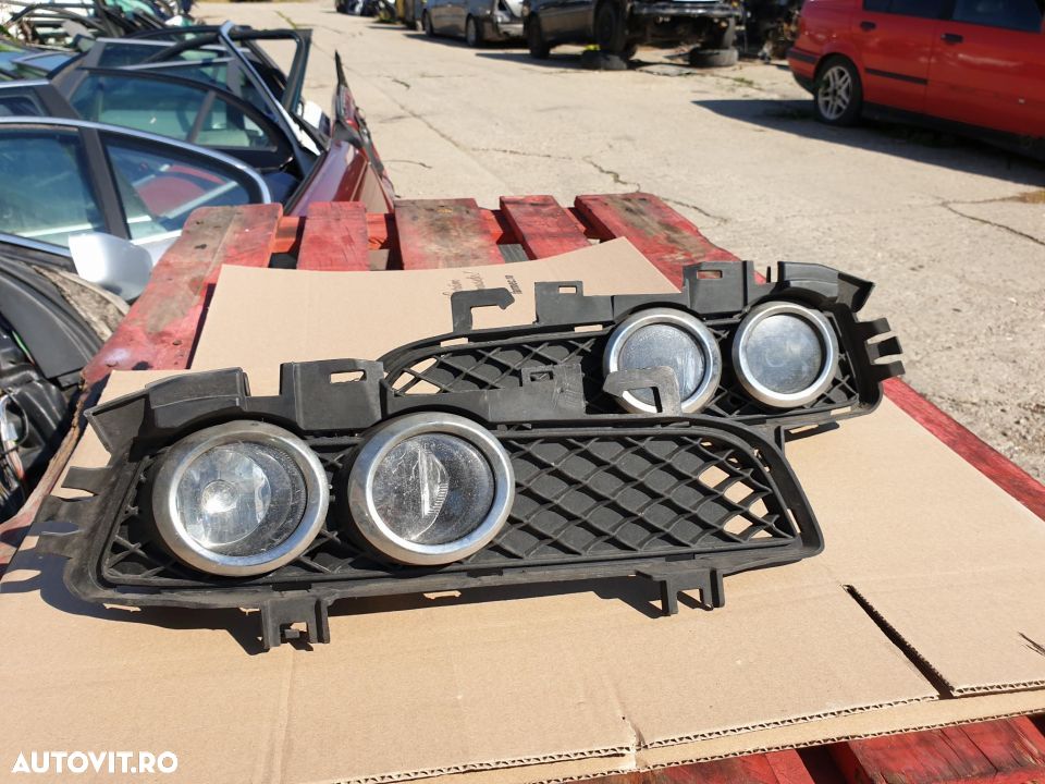 Proiector ceata mercedes e class coupe w207 e220 e300 - 3