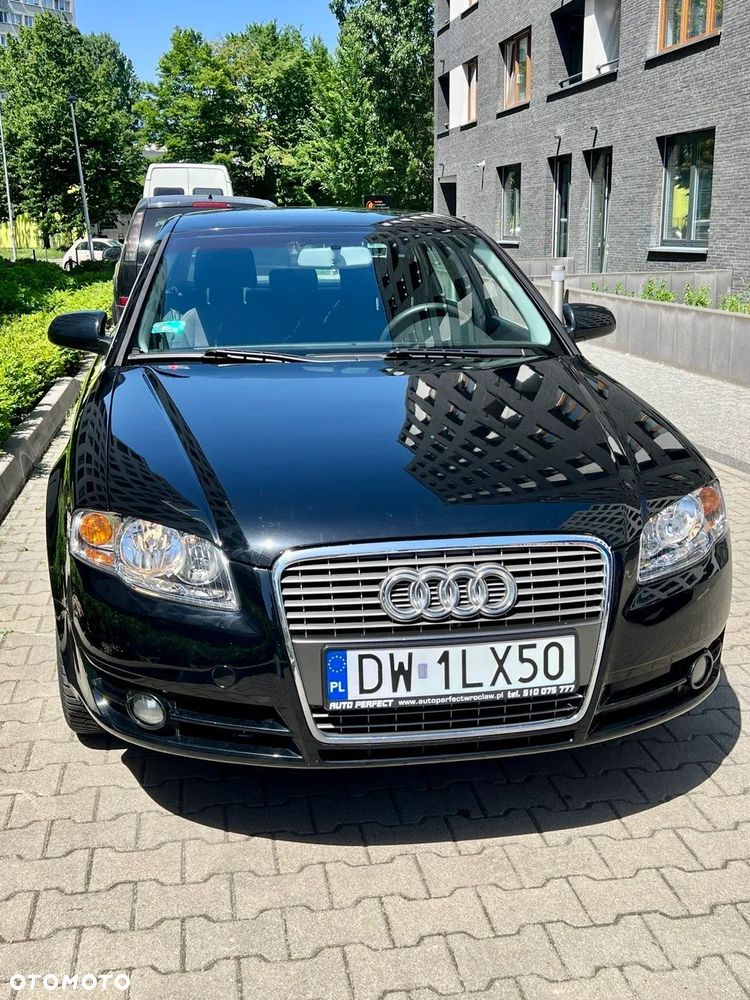 Audi A4 Limousine - 2