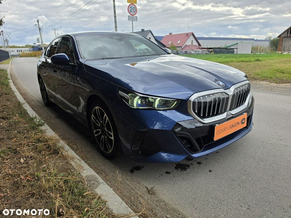 BMW 5 Series 2024 photo 4