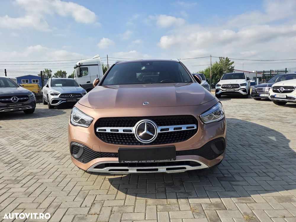 Mercedes-Benz GLA 200 4MATIC Aut. - 9