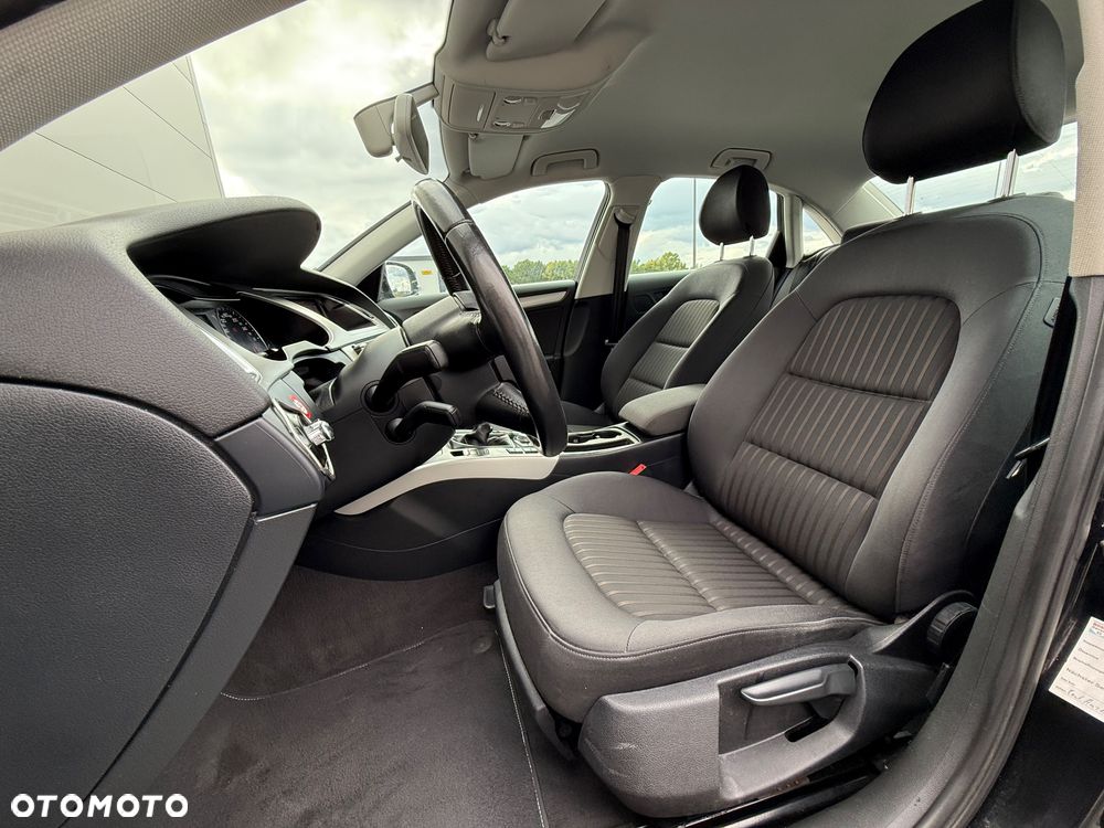 Audi A4 Limousine - 14