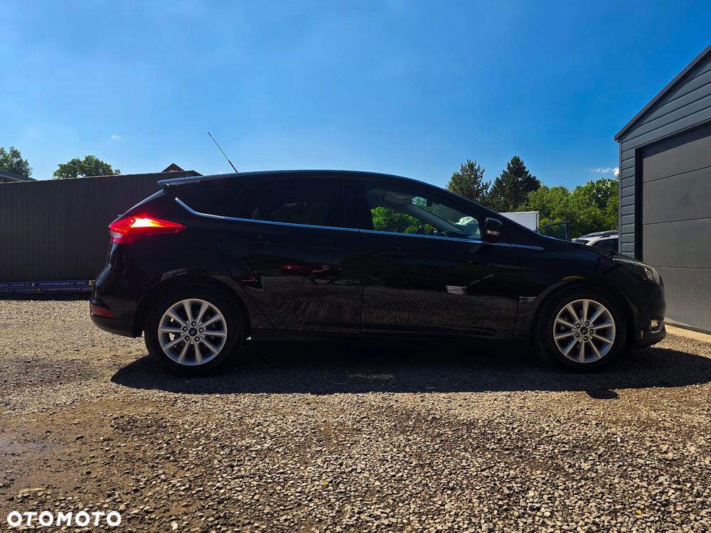 Ford Focus 1.0 EcoBoost Titanium - 9