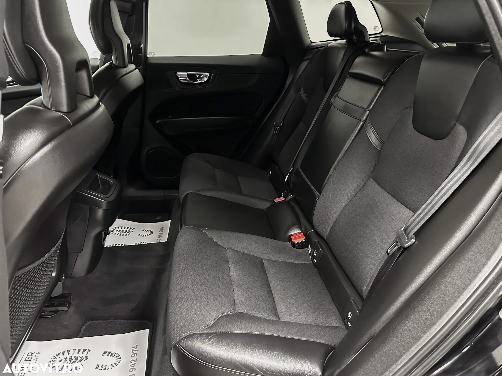 Volvo XC 60 D4 AWD Momentum - 17