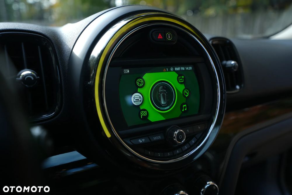 MINI Countryman - 32