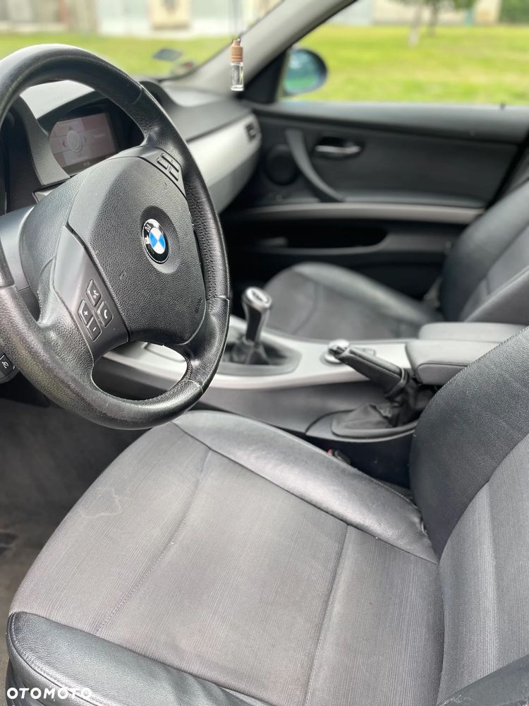 BMW Seria 3 - 14