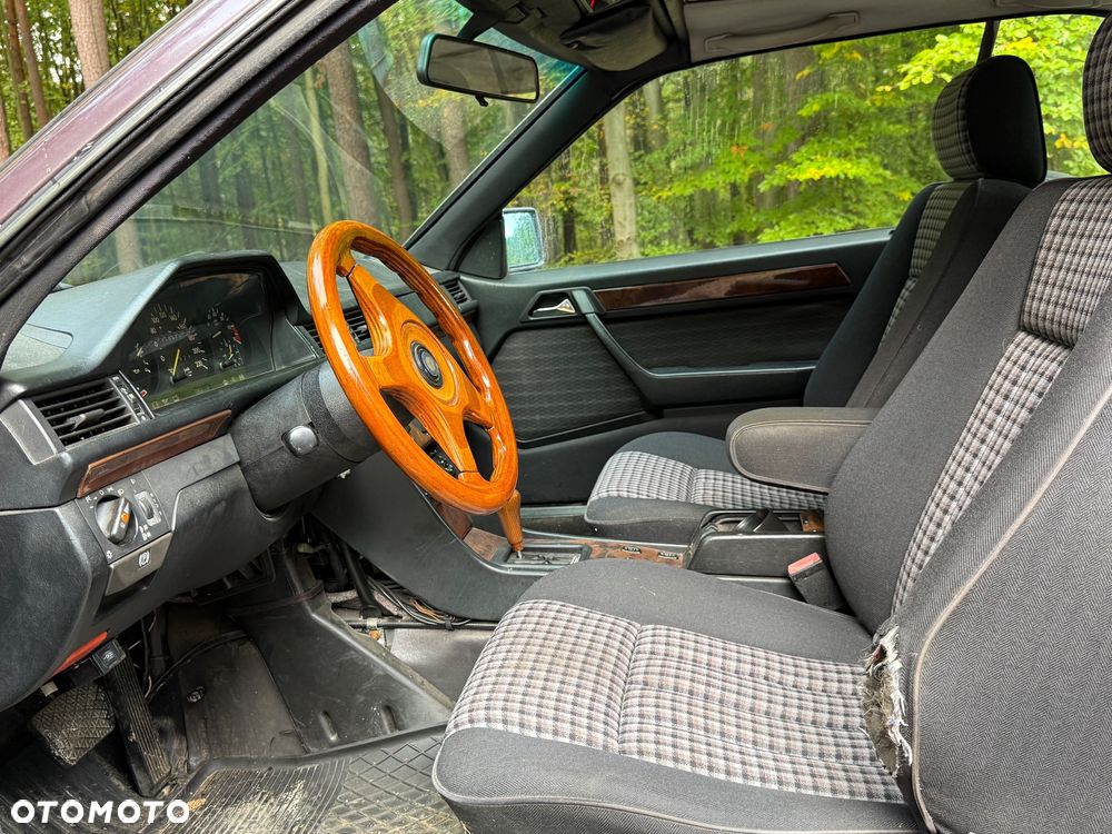 Mercedes-Benz W124 (1984-1993) - 8