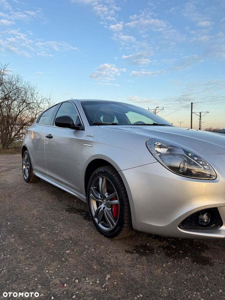 Alfa Romeo Giulietta 1.6 JTDM Veloce - 6