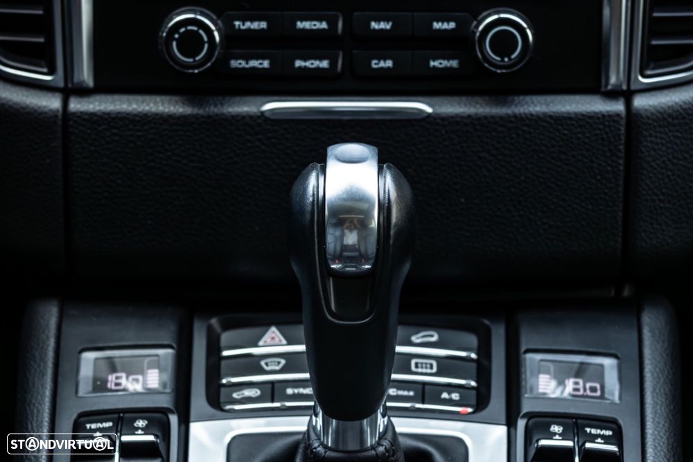 Porsche Macan - 29