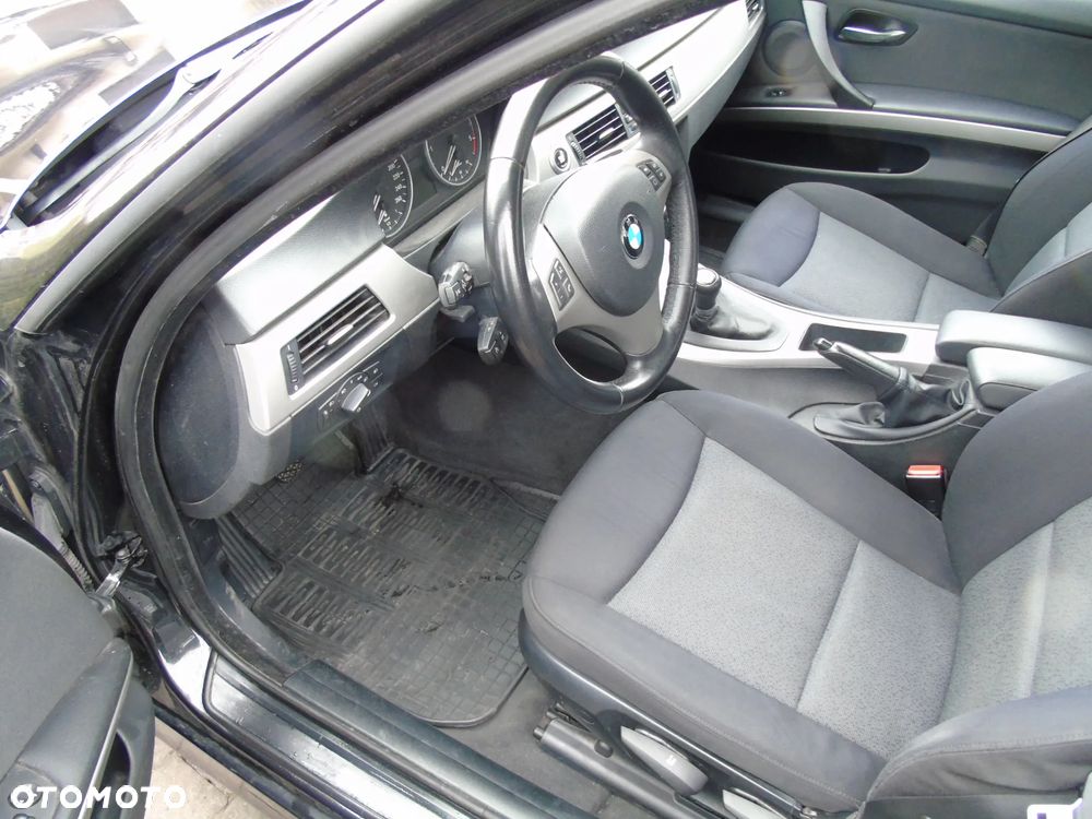 BMW Seria 3 320d - 9