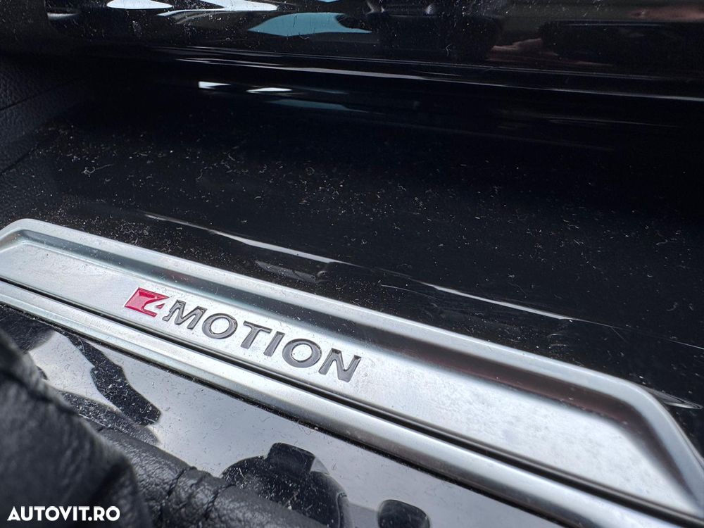 Volkswagen Passat 2.0 TDI DSG 4Motion Highline - 24