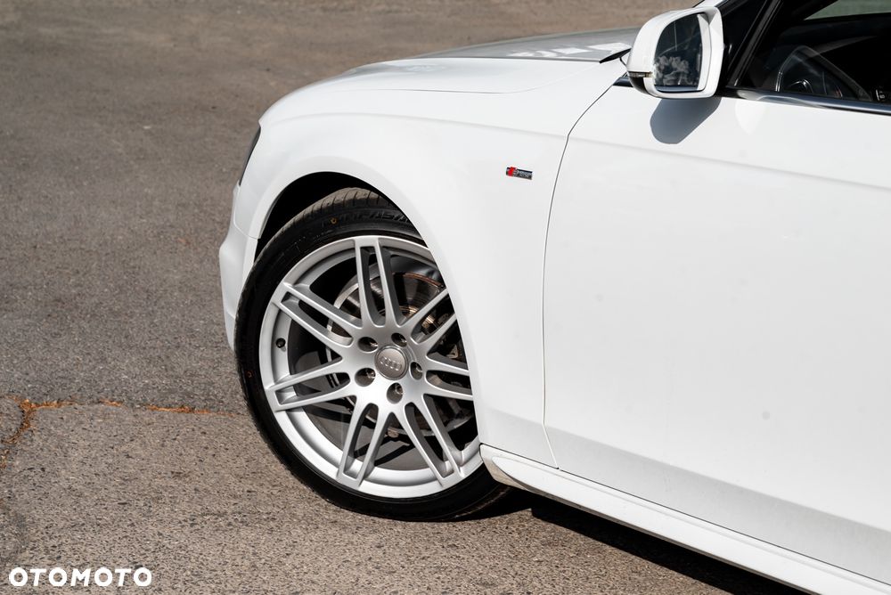 Audi A4 Avant 3.0 TDI DPF quattro S line Sportpaket - 12