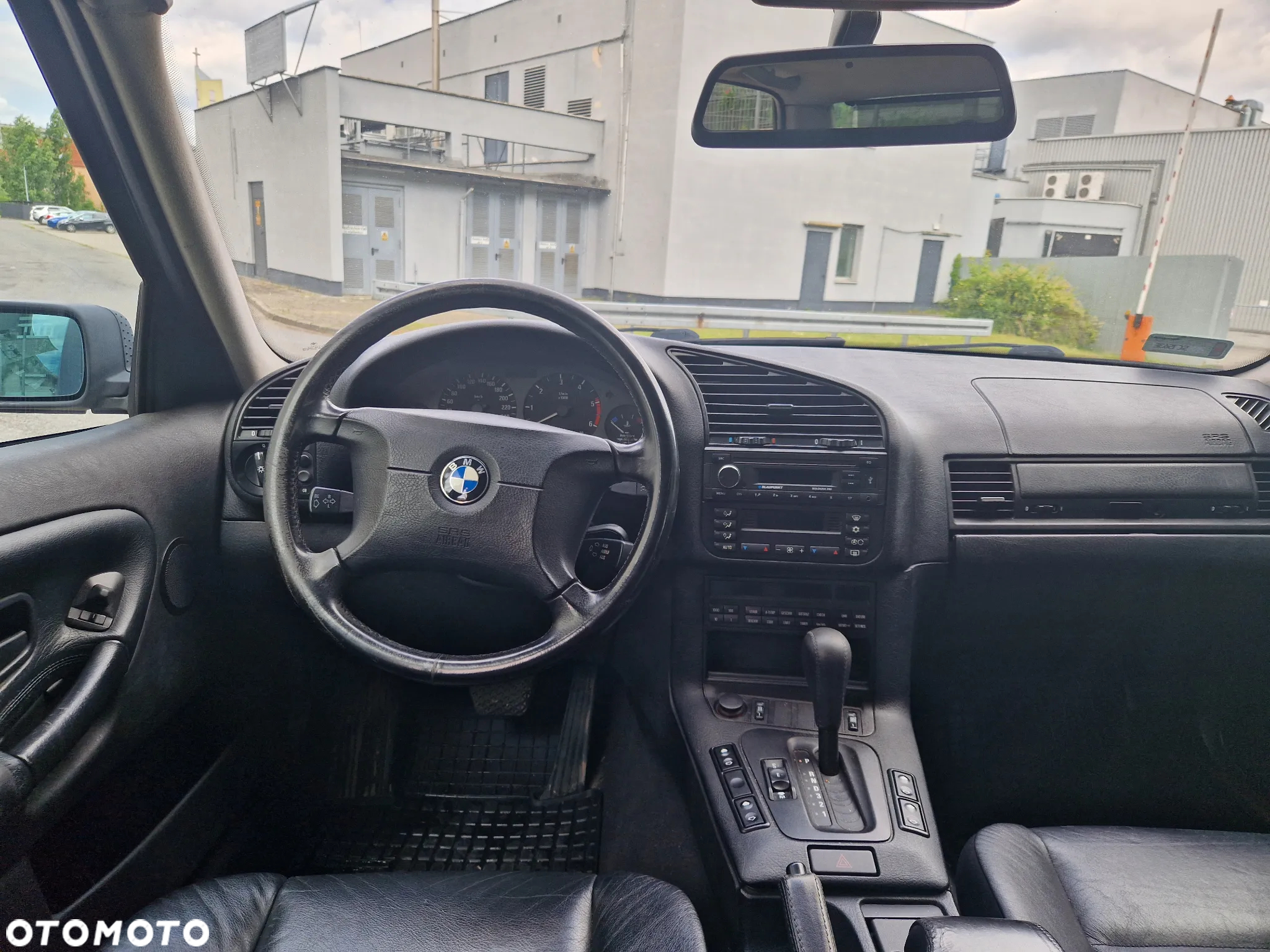 BMW Seria 3 325td - 14
