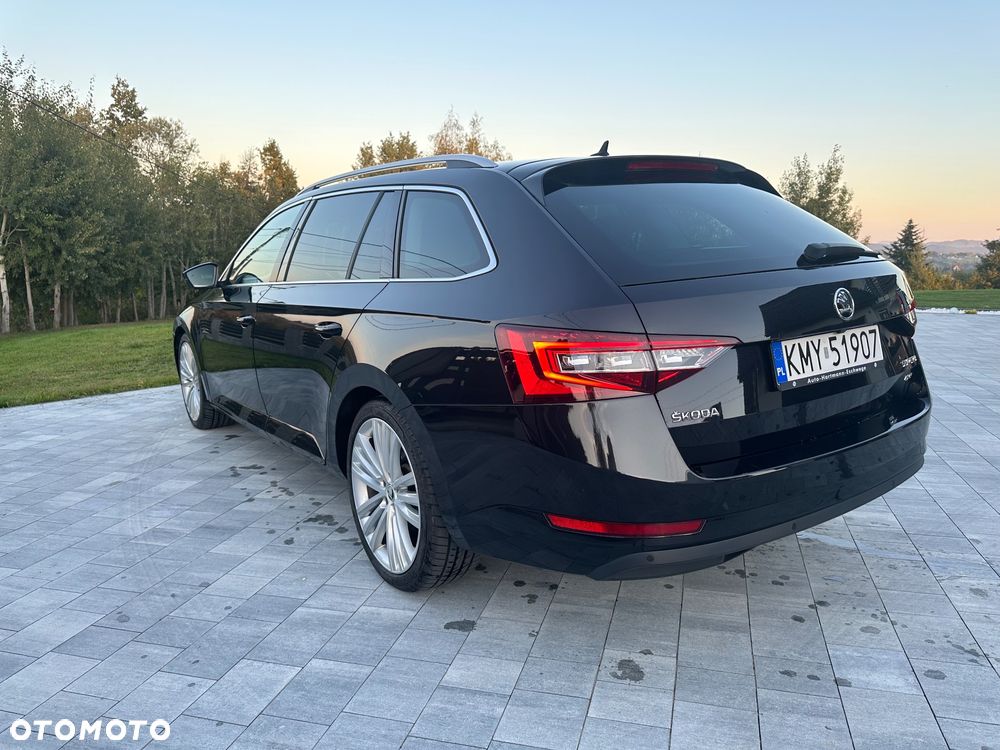 Skoda Superb 2.0 TDI 4x4 Style DSG - 13