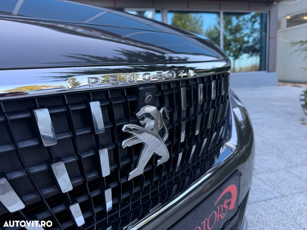 Peugeot 3008 1.2 PureTech 130 EAT8 Allure Pack - 26
