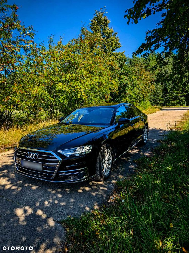 Audi A8 - 1