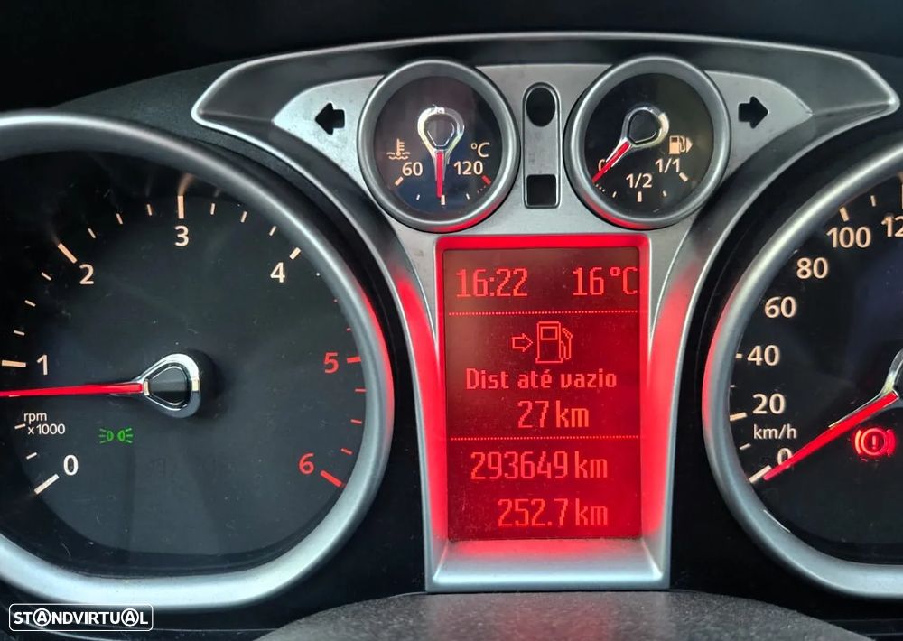 Ford Focus SW 1.6 TDCi Titanium - 16