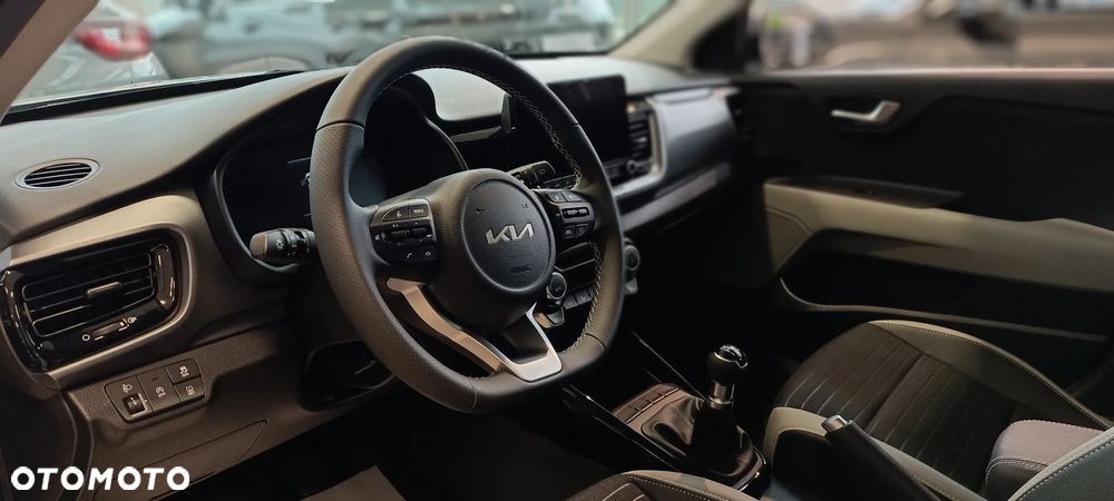 Kia Stonic 1.2 L - 9