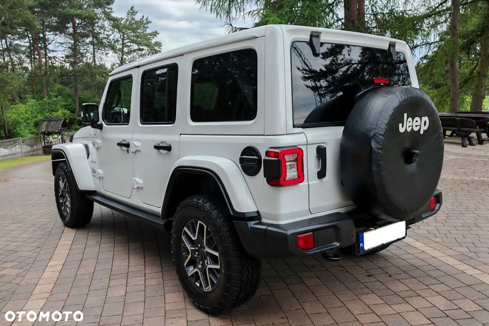 Jeep Wrangler Unlimited GME 2.0 Turbo Sahara - 3