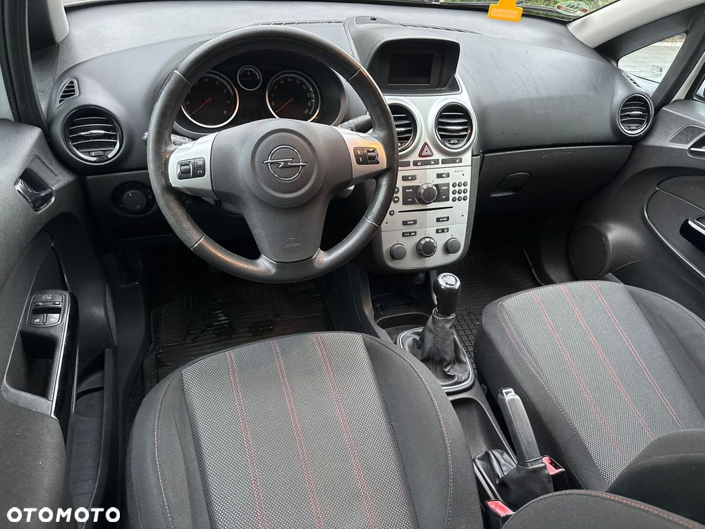 Opel Corsa 1.4 16V Sport - 17