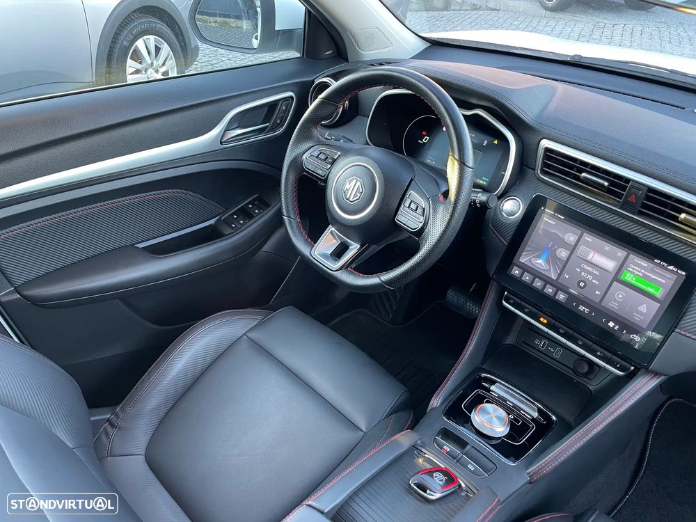 MG ZS Maximal Luxury - 14