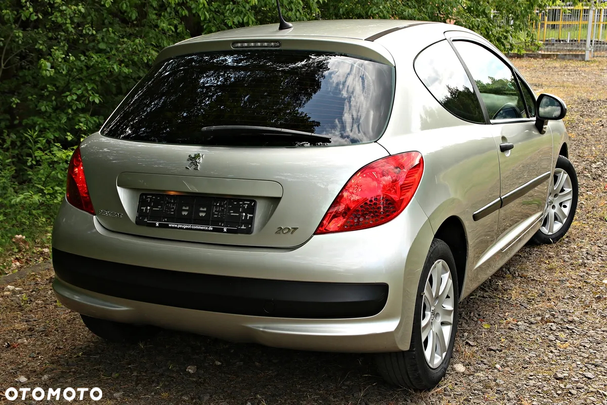 Peugeot 207 1.4 Trendy - 23