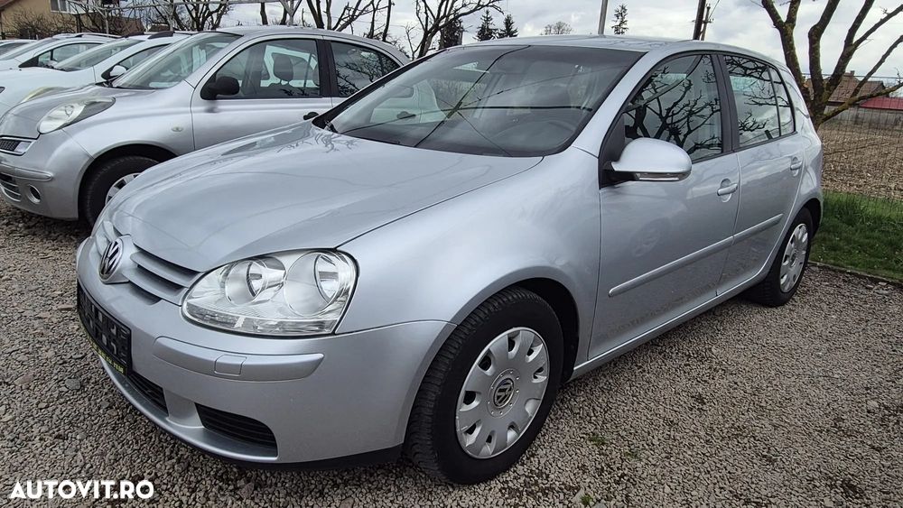 Volkswagen Golf 1.6 FSI Automatik Sportline - 3
