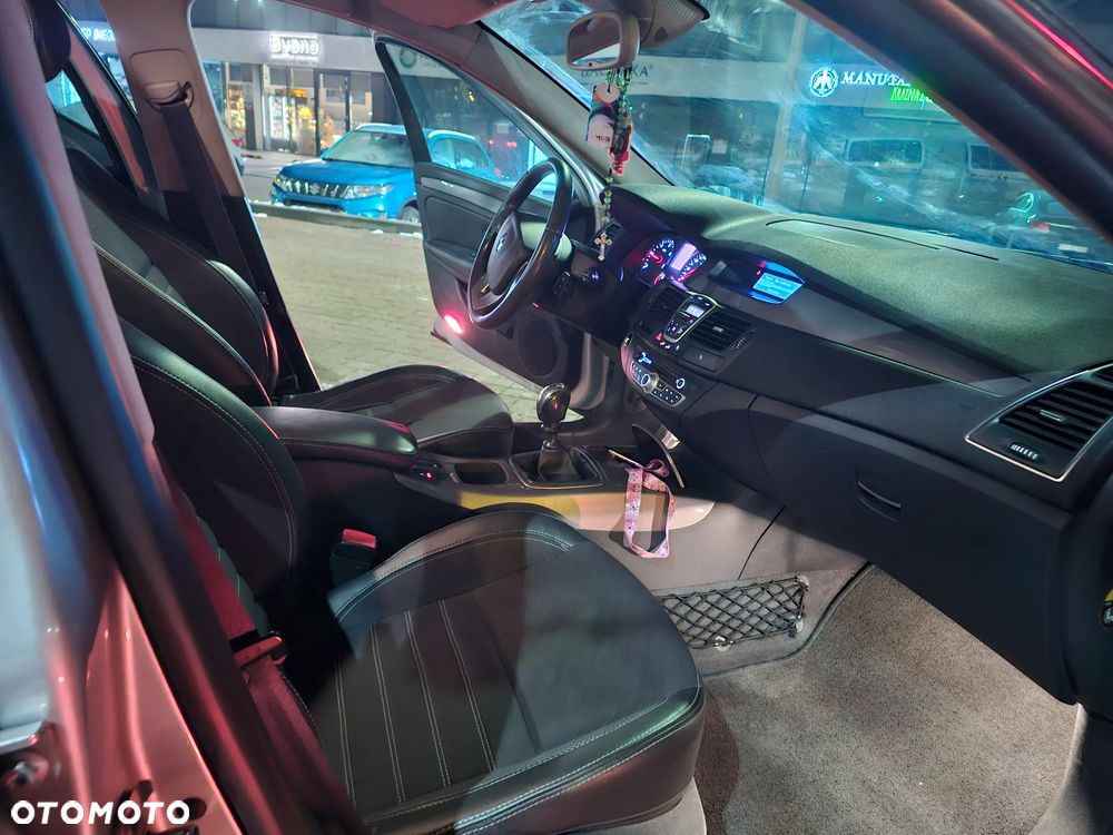 Renault Laguna 1.5 dCi Expression - 16