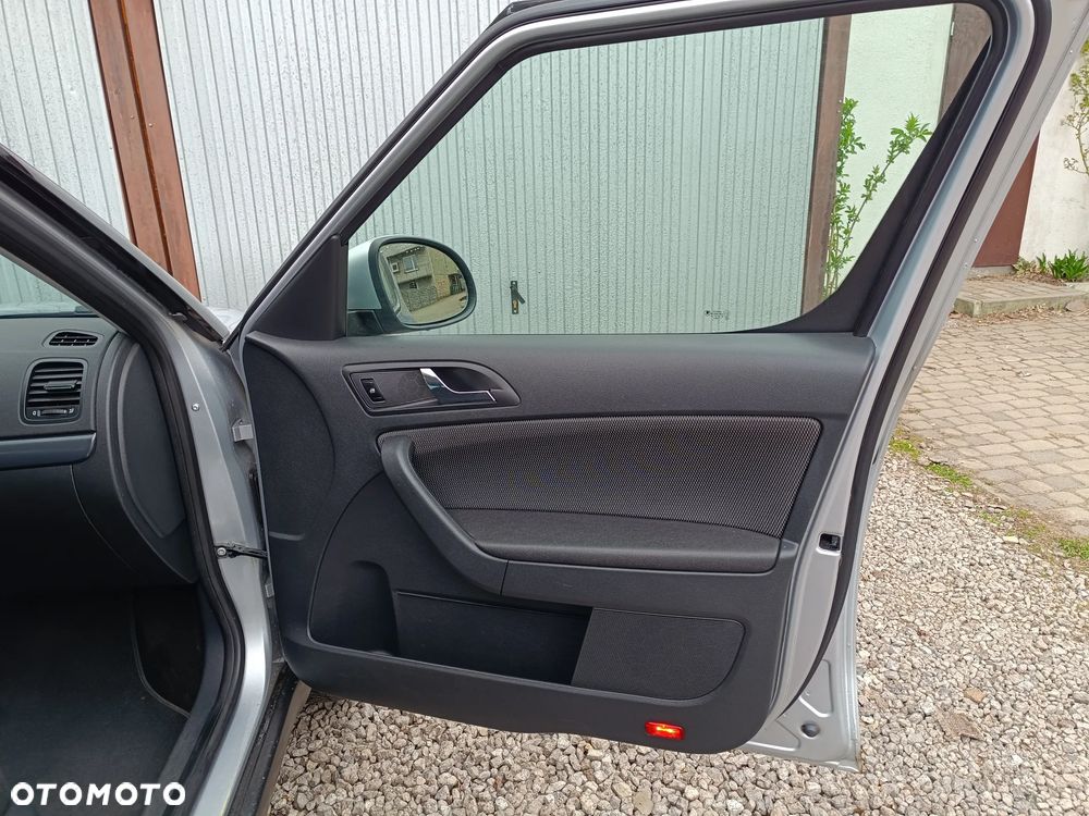 Skoda Yeti 2.0 TDI DPF 4x4 Edition DSG - 38