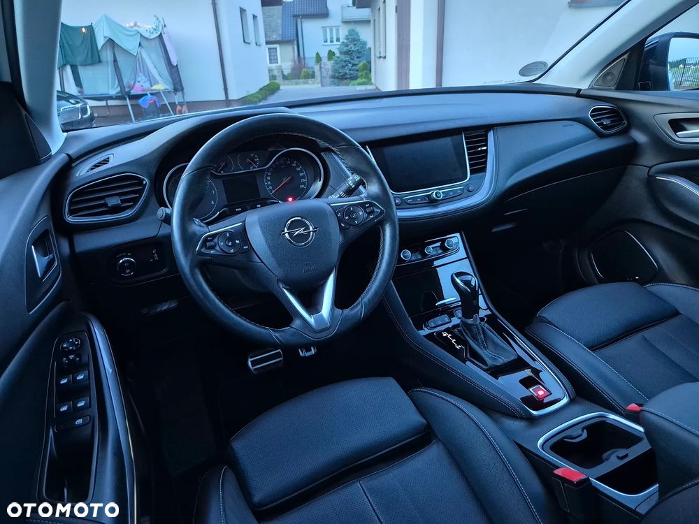 Opel Grandland X 2.0 CDTI Design Line S&S - 11