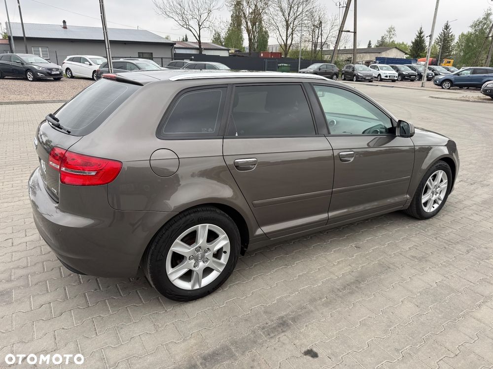Audi A3 Sportback 1.6 TDI Attraction - 12