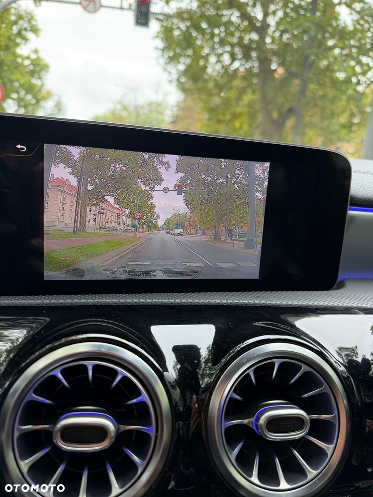 Mercedes-Benz CLA 200 AMG Line 7G-DCT - 40