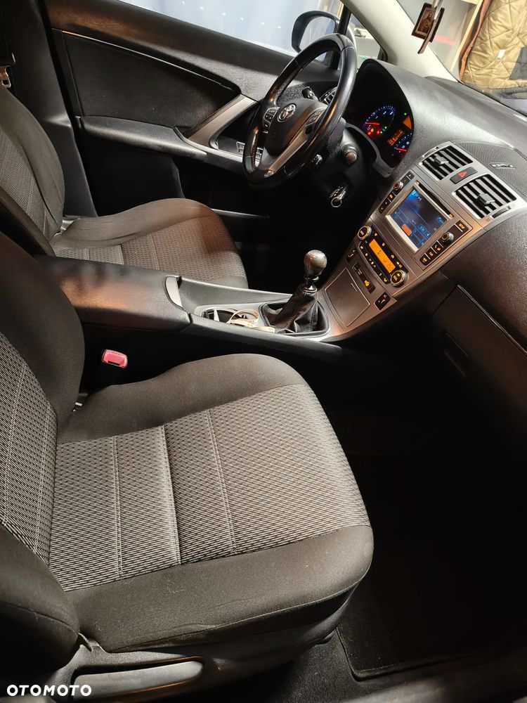 Toyota Avensis 2.0 D-4D - 4