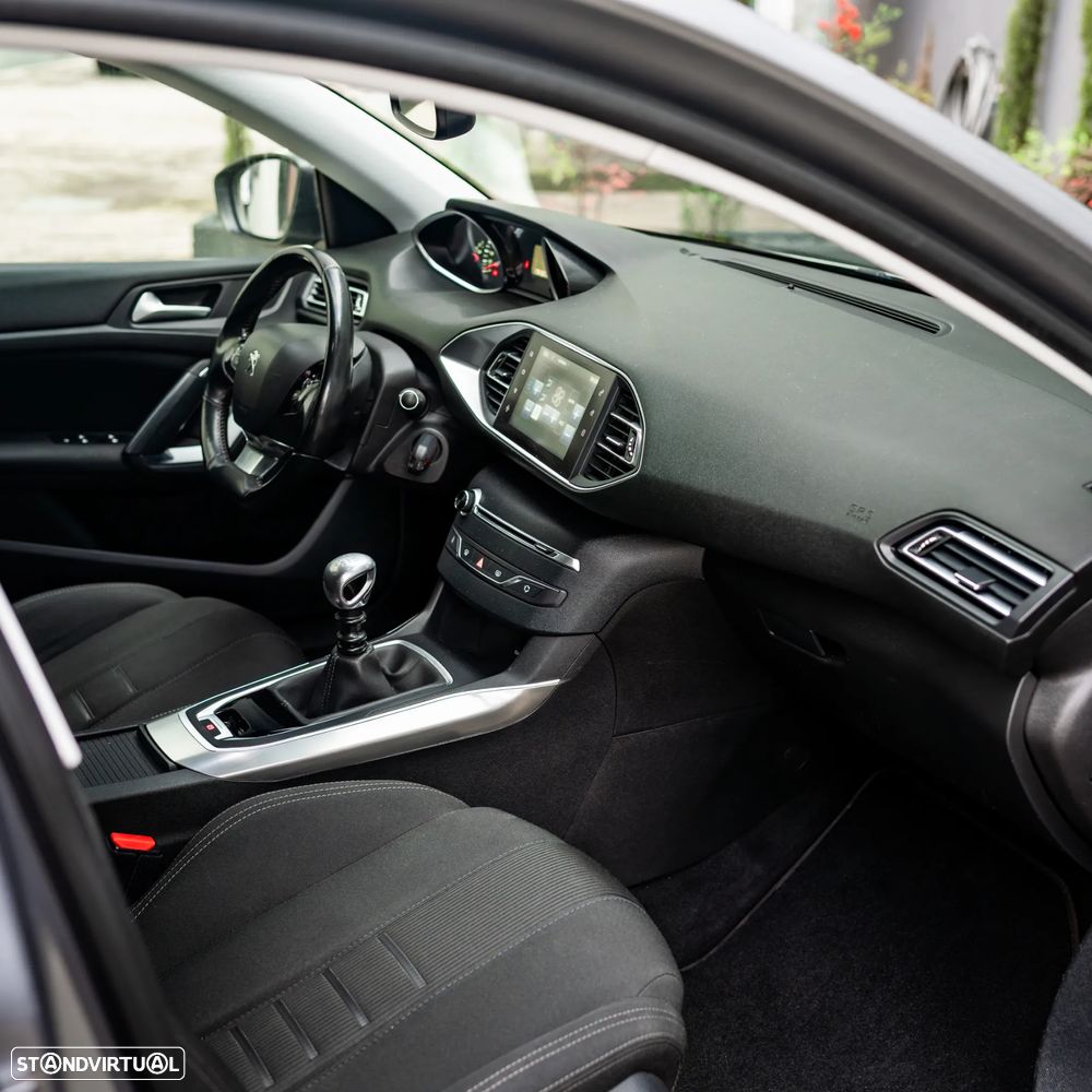 Peugeot 308 130 e-THP Stop & Start Allure - 10