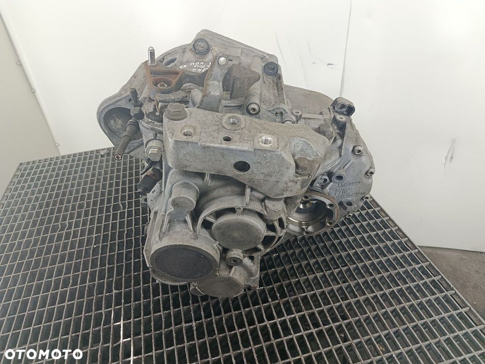 SKRZYNIA BIEGÓW MANUALNA 6 VW GOLF PLUS I HDU 2.0 TDI 140KM - 4