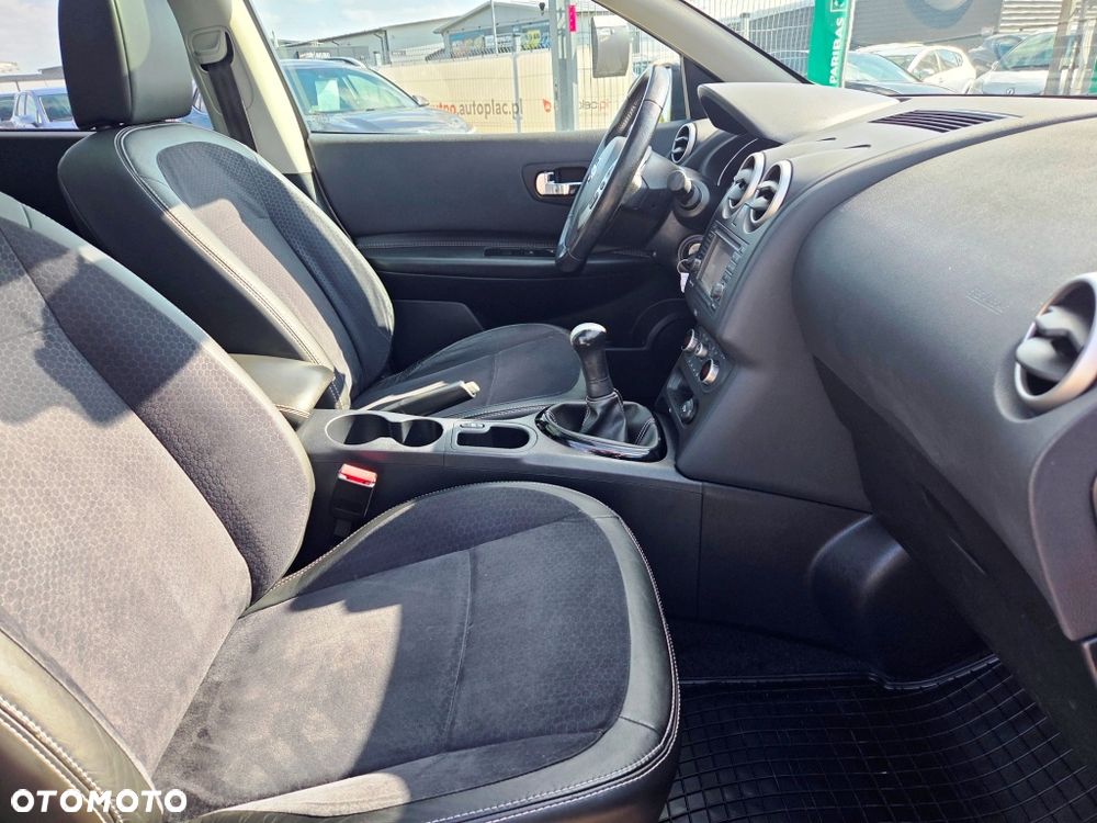 Nissan Qashqai 1.6 Tekna - 33
