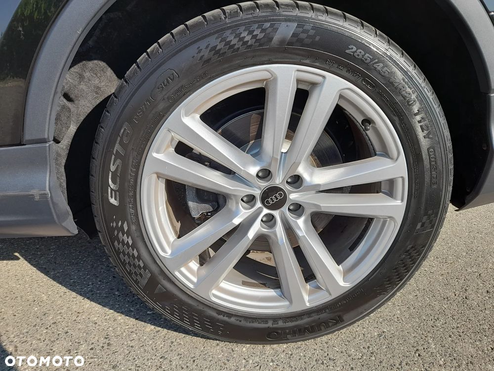 Audi Q7 55 TFSI mHEV Quattro Tiptr - 27