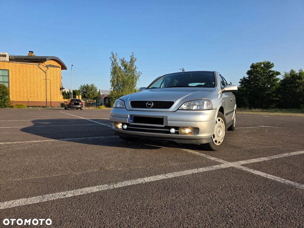 Opel Astra - 1