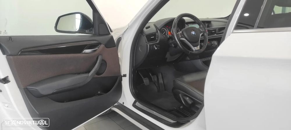 BMW X1 18 d sDrive Line Sport - 16