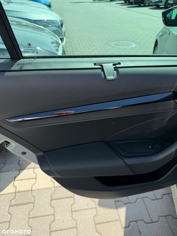Skoda Octavia 2.0 TSI Sportline Tech 4x4 DSG - 12