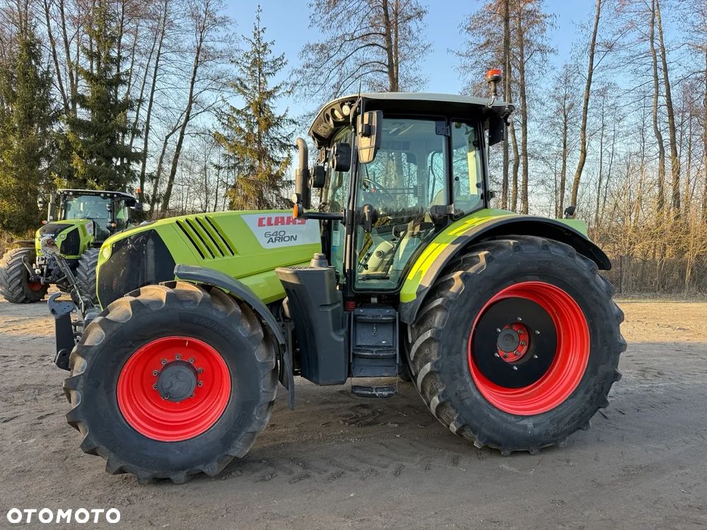 Claas ARION 640 - 6
