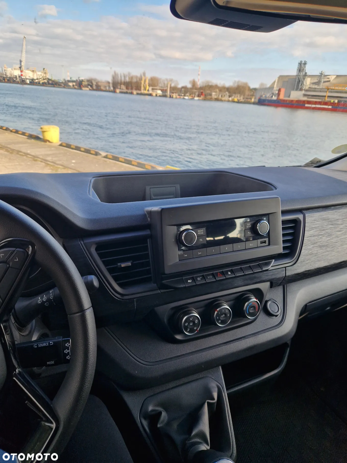 Renault Trafic Grand SpaceClass 2.0 dCi Escapade - 10