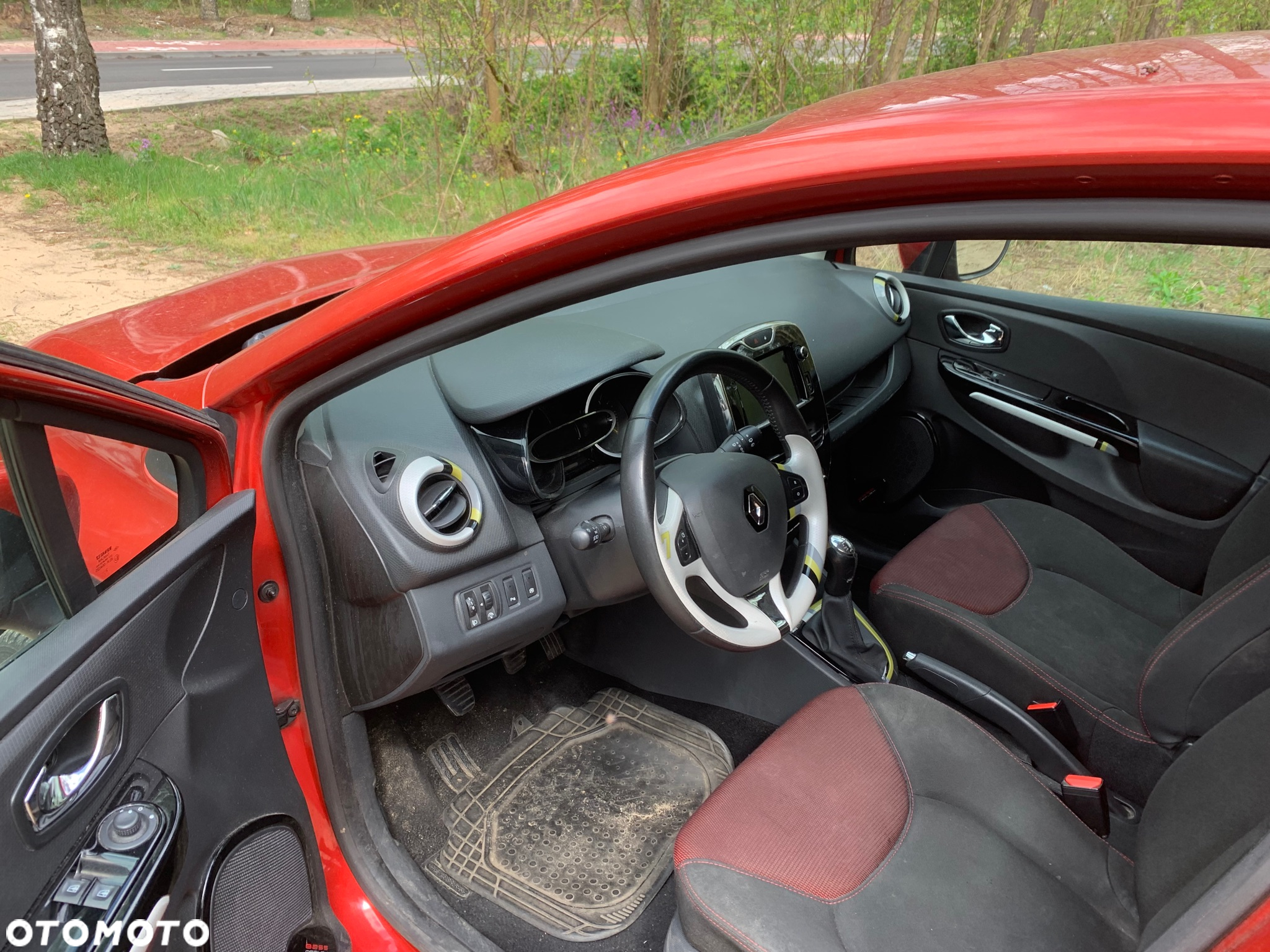 Renault Clio (Energy) TCe 90 Start & Stop LIMITED - 8