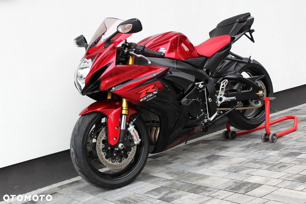 Suzuki GSX-R - 1