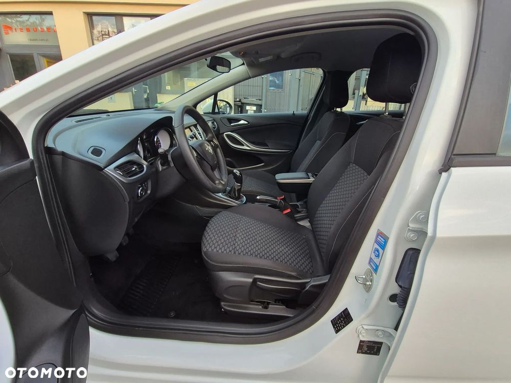 Opel Astra 1.5 D Start/Stop 2020 - 8