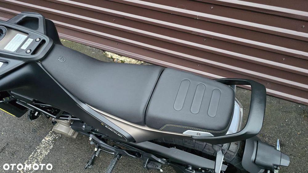 Husqvarna Svartpilen - 17