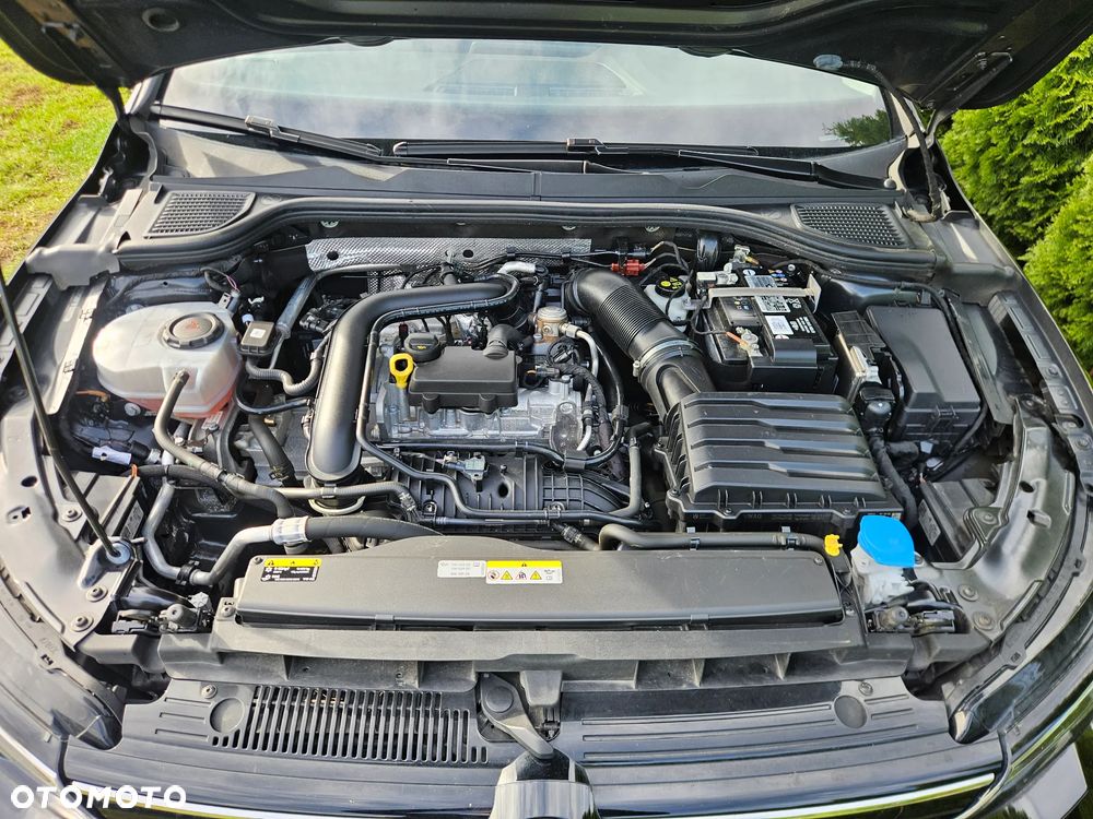 Volkswagen Golf 1.0 eTSI OPF DSG Active - 12