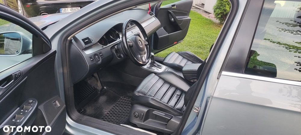 Volkswagen Passat 2.0 TDI 4Mot Highline DSG - 5