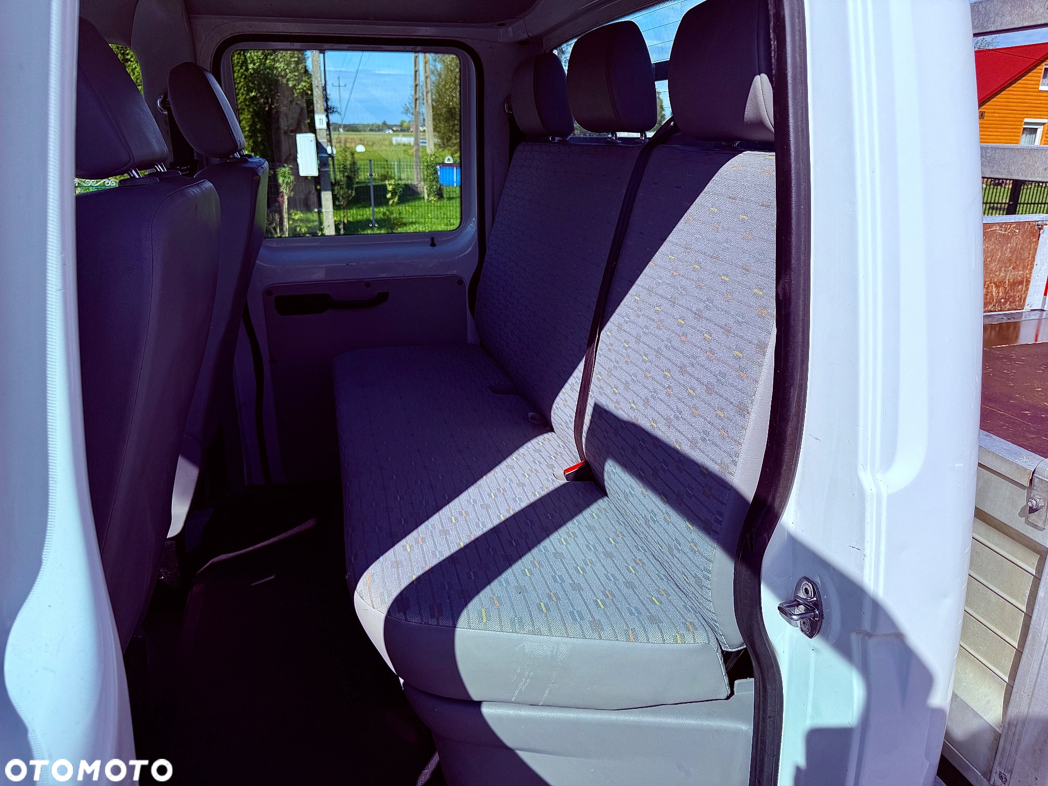 Volkswagen TRANSPORTER T5 2.0TDI CR 102KM - 22