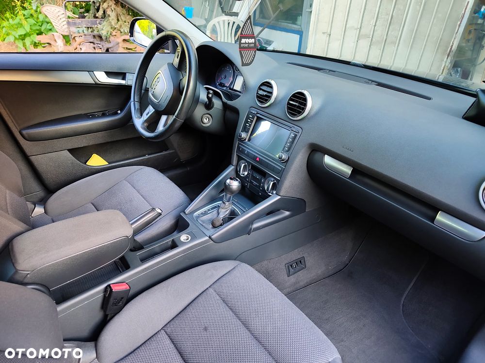 Audi A3 Sportback 2.0 TDI DPF Attraction S tronic - 6